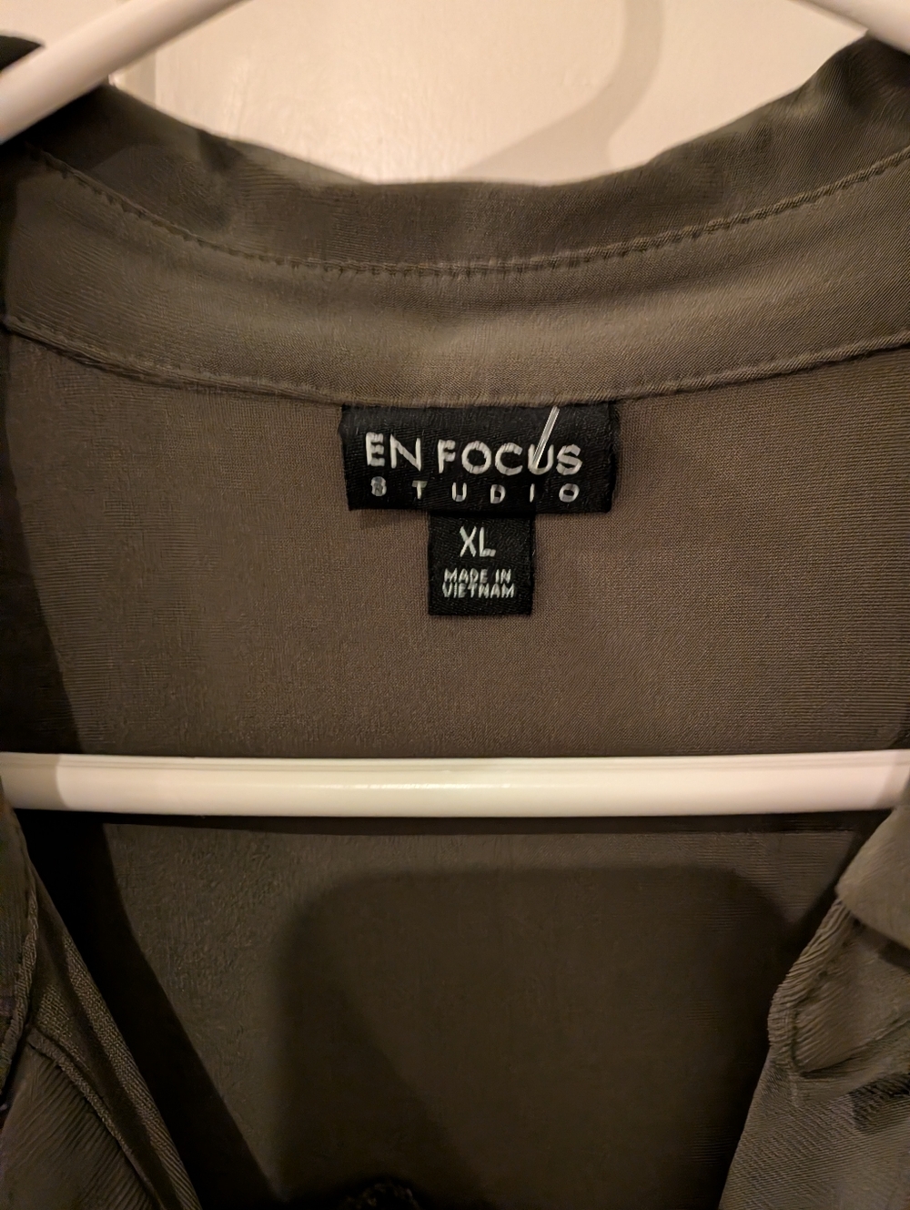 En Focus Studio XL Olive Green Button-Up Shirt